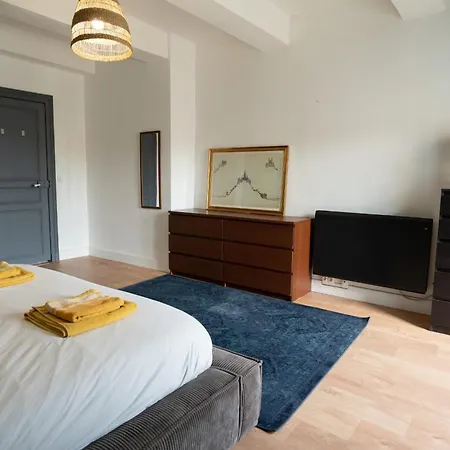 Apartament Superbe De 91m2 Au Centre De Avec Wifi Vias
